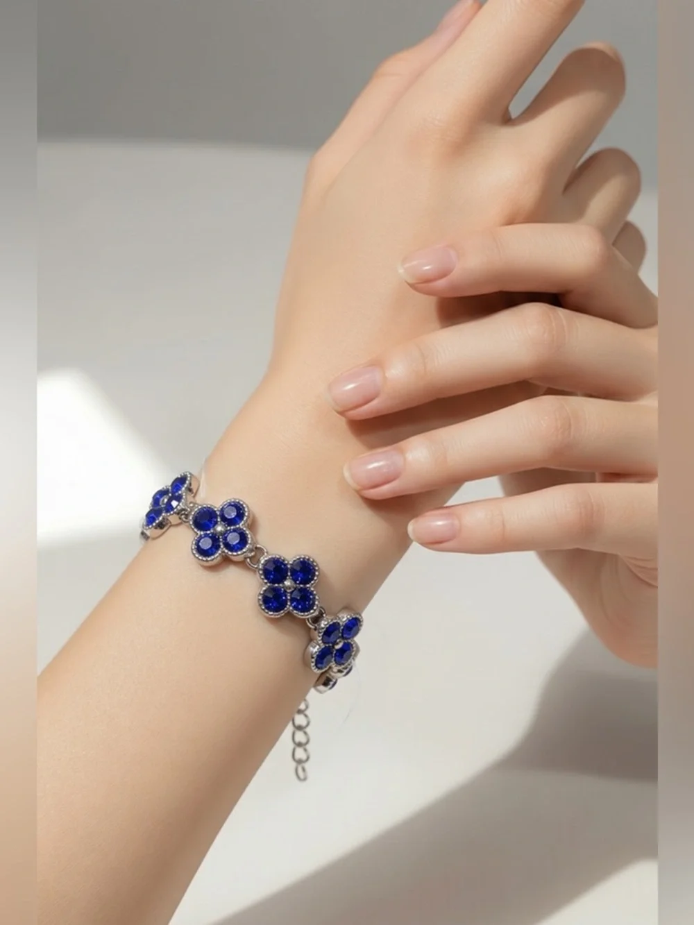 Park Lane Women’s Bleu Impression Tennis Bracelet Blue Crystal Floral Silver NWT - Picture 1 of 3